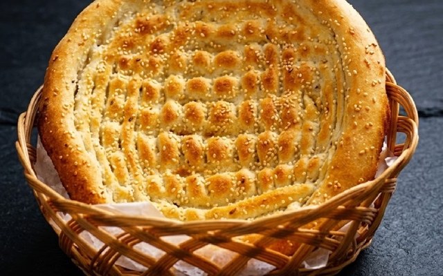 Roghni Naan